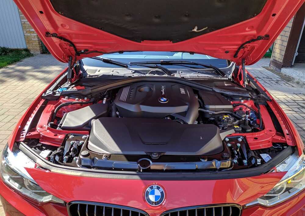 Какой аккумулятор на bmw f30