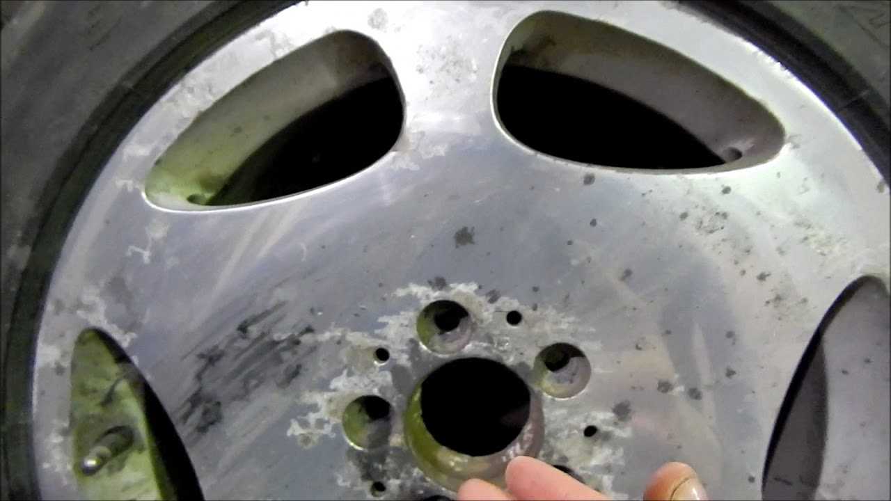 Чистка алюминиевых дисков - чистящие средства и домашние методы