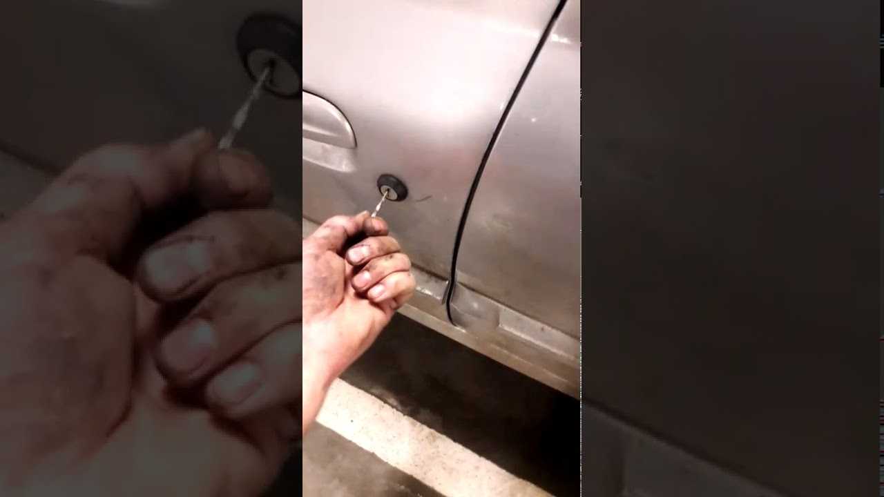 Как открыть киа рио без ключа: если ключи остались внутри машины