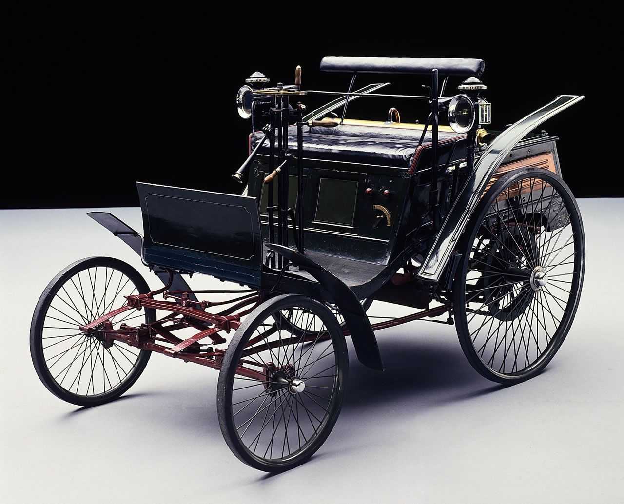 Все самые важные изобретения в истории автомобилестроения